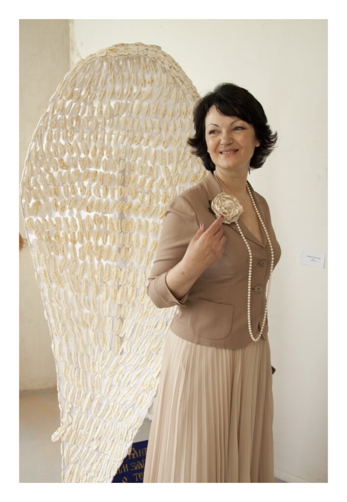 Artist profile With an angel’s wing